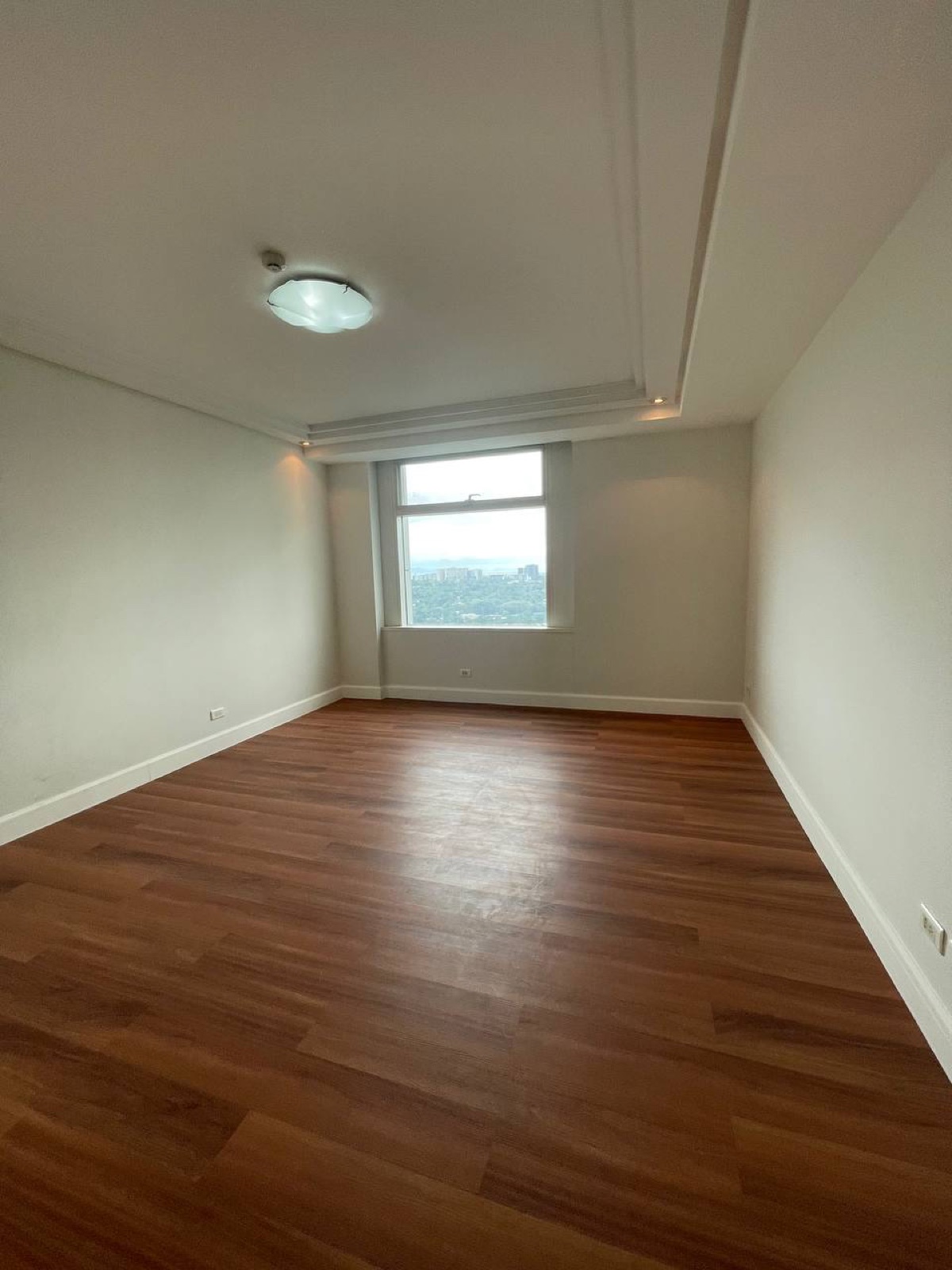 For Sale 3 Bedroom in One Roxas Triangle, Makati City, photo 11 of 17
