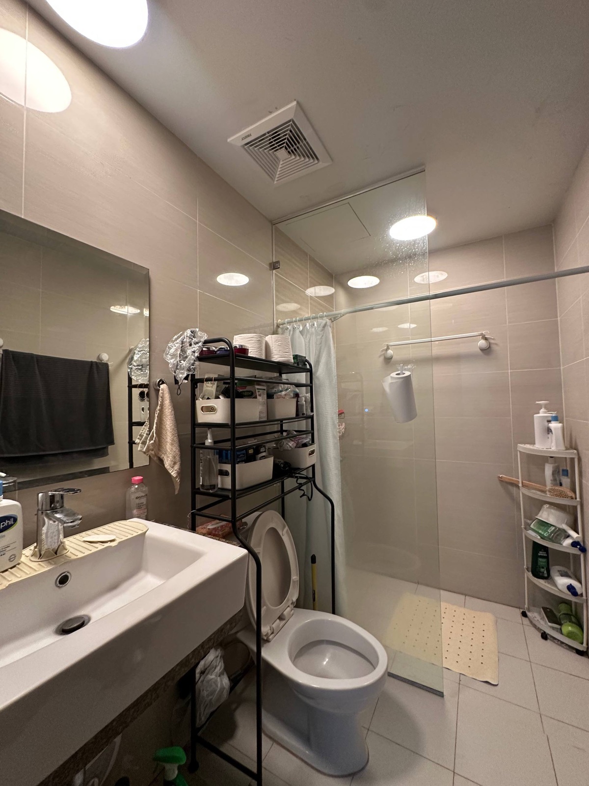 For Sale 1 Bedroom in One Uptown Residences, Taguig City, photo 11 of 17