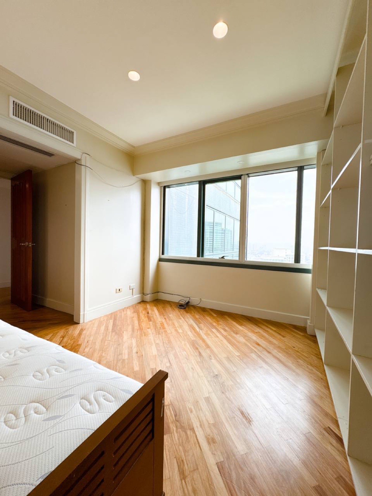 For Lease 4 Bedroom in Rizal Tower, Makati City, photo 6 of 10